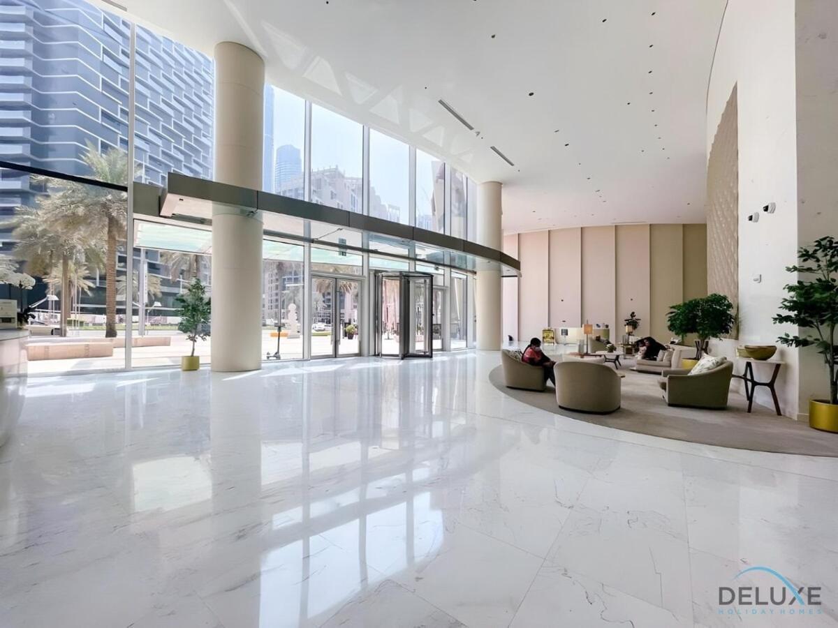 Gorgeous 2br Burj Khalifa & Fountain View Dubai