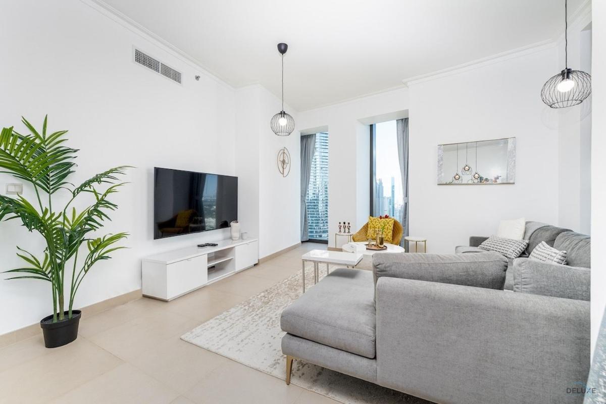 Gorgeous 2br Burj Khalifa & Fountain View Dubai